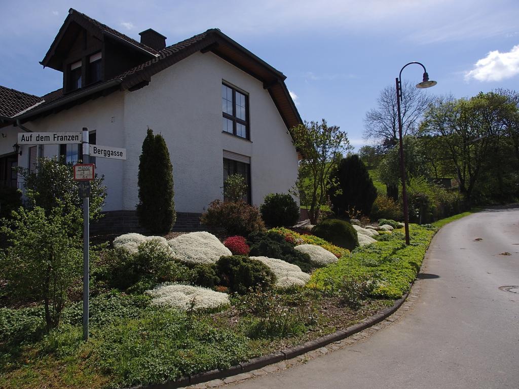 Ferienwohnung Meisenthal Naehe Nuerburgring Келберг Номер фото
